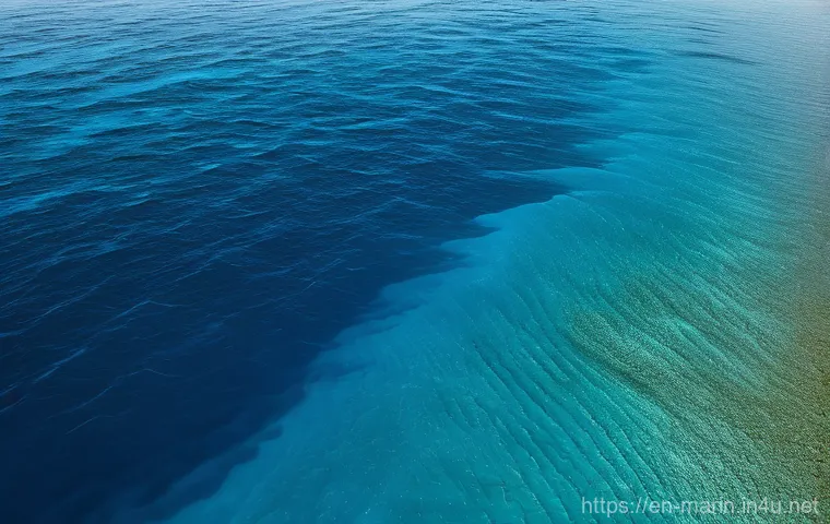 해양의 해수면 상승 - **Prompt:** A visually stunning and serene, expansive deep blue ocean absorbing warmth. The surface ...